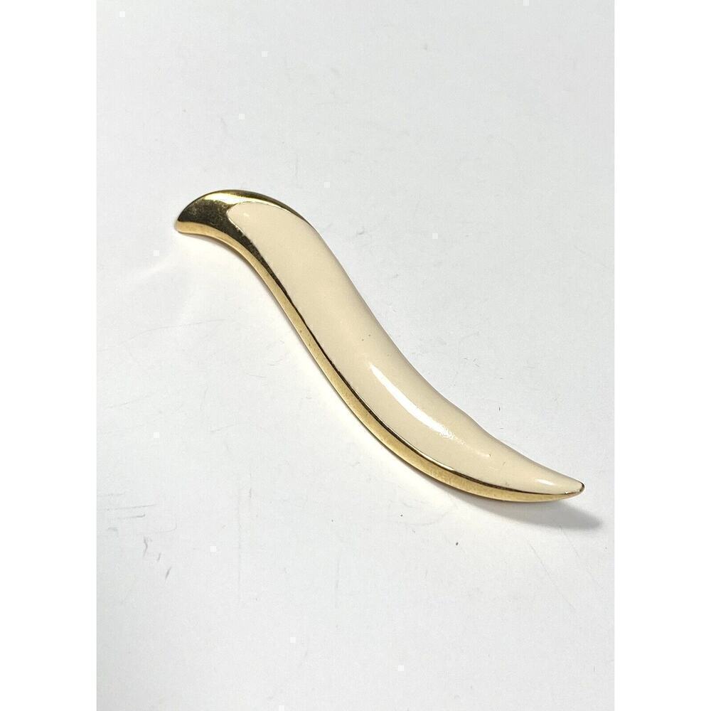 MONET Brooch Wave Stick Mid Century Modern Cream Enamel Gold Tone Pin